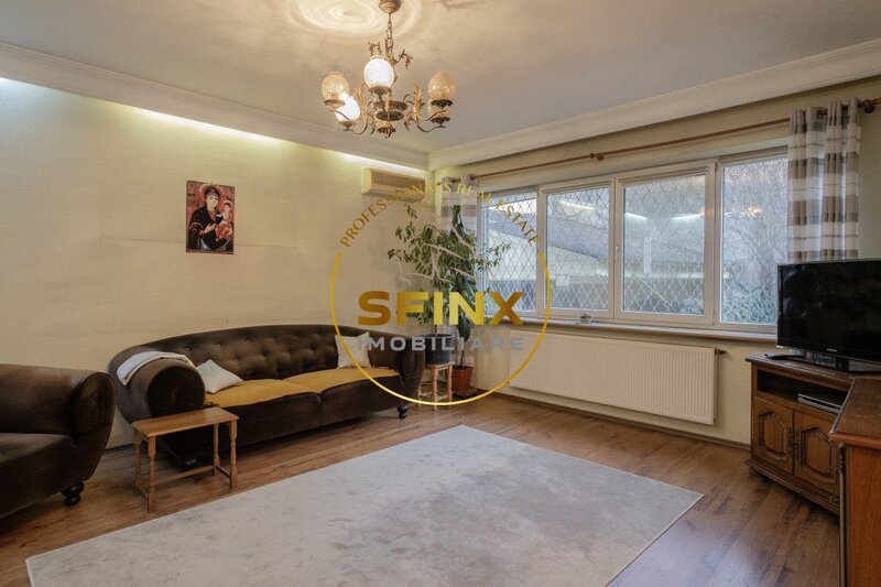 Piata Victoriei - Vila cu gradina proprie, garaj si terasa