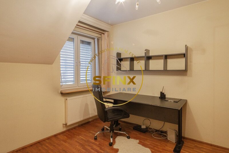 Piata Victoriei - Vila cu gradina proprie, garaj si terasa